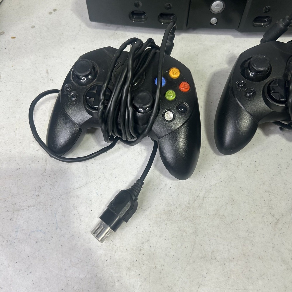 Microsoft Xbox Original Console Bundle Black 2001 Model 2 Controllers AV Power - Picture 4 of 11